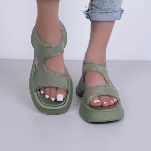 Strap sandals - Picture 2 of 2